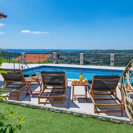 Villa Pajkan